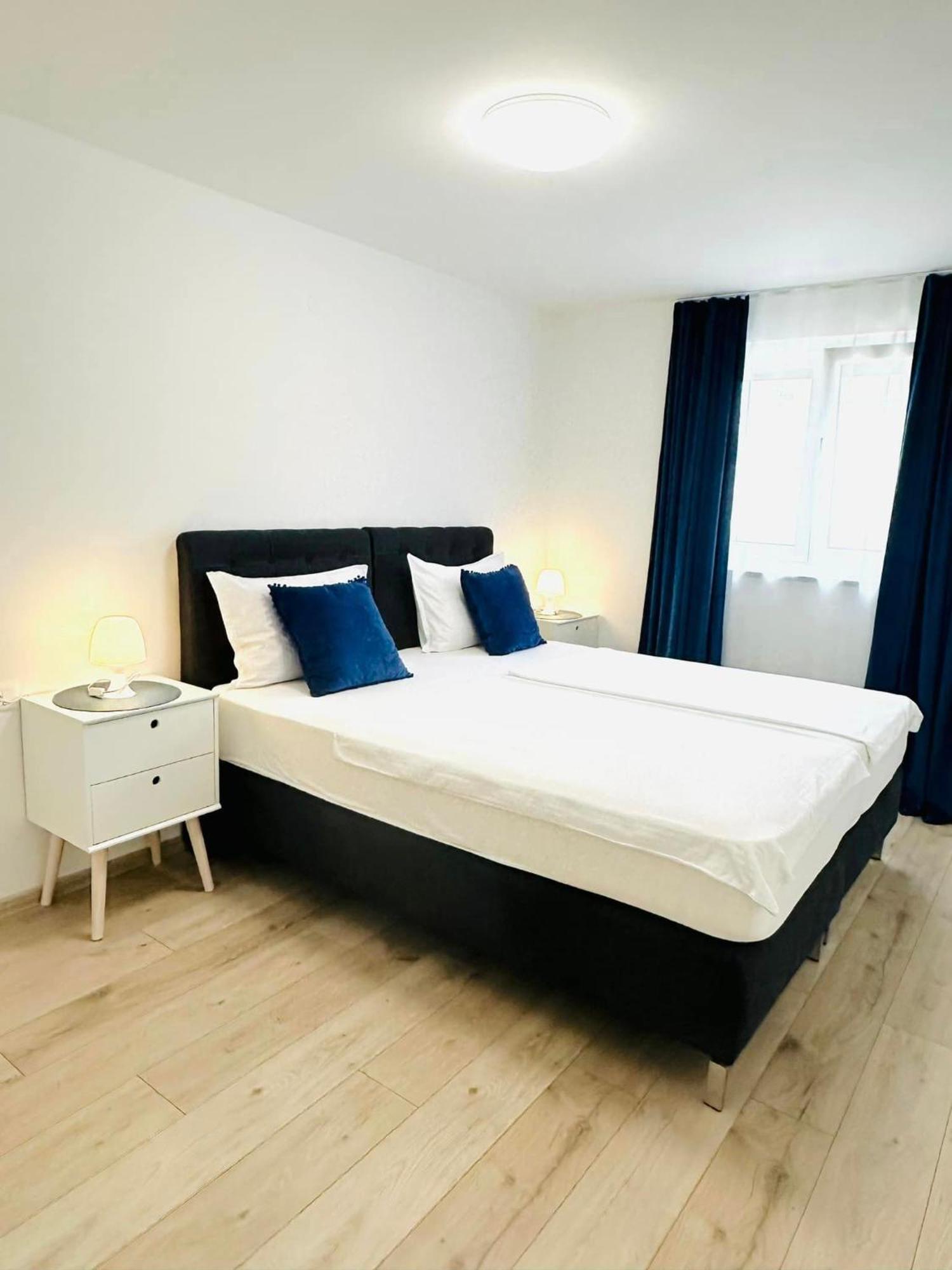 Apartmani Marco,Lukas,Patrick,David,Blizu Centra I Mora Sa Free Privatnim Parkingom Πούλα Εξωτερικό φωτογραφία